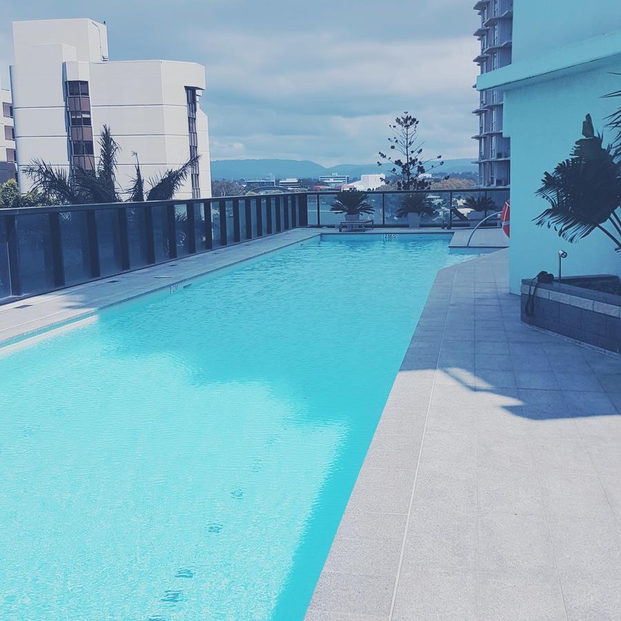 Circle Surfers Paradise Holidays Buitenkant foto