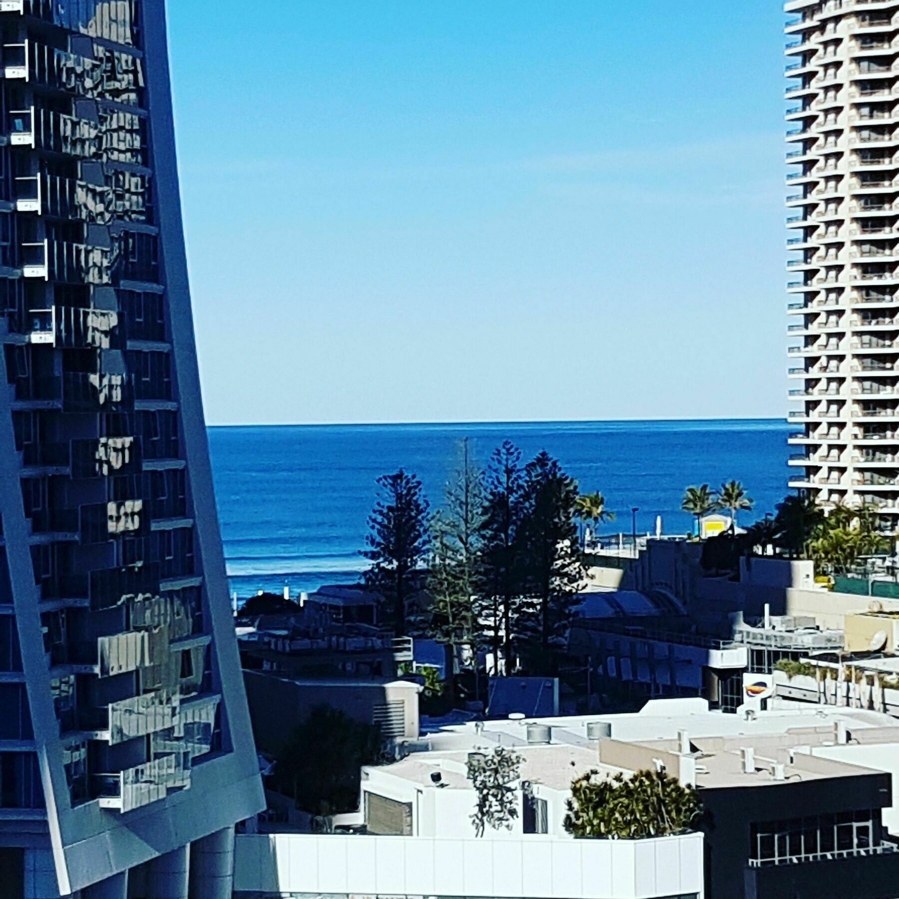 Circle Surfers Paradise Holidays Buitenkant foto