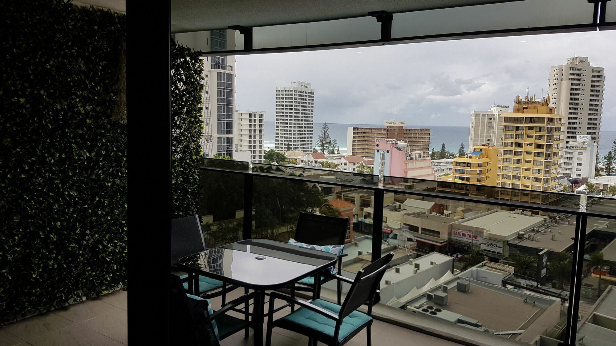 Circle Surfers Paradise Holidays Buitenkant foto